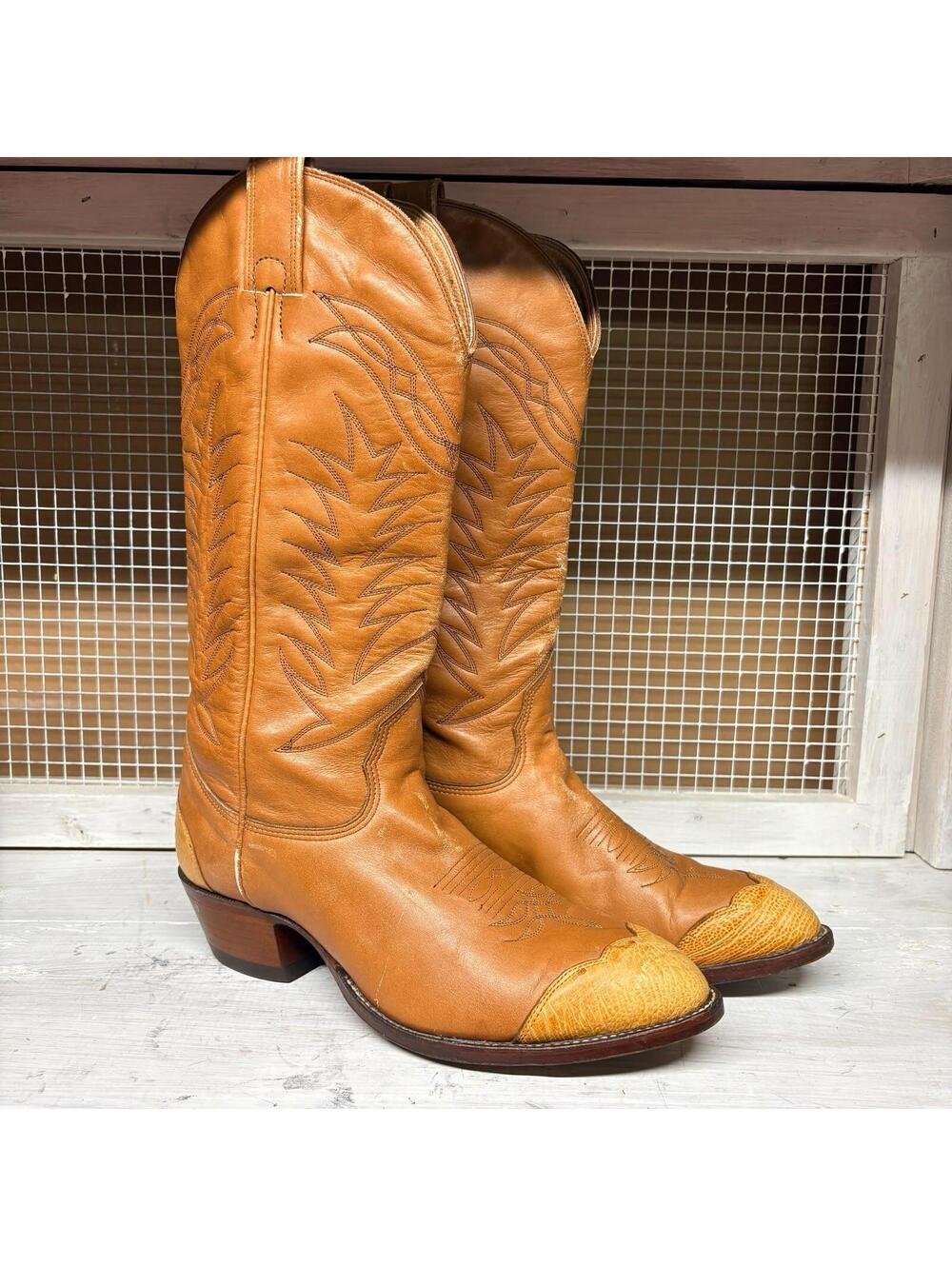 Vintage Alberta Boot Co. Cowboy Boots Size 9.5 EE